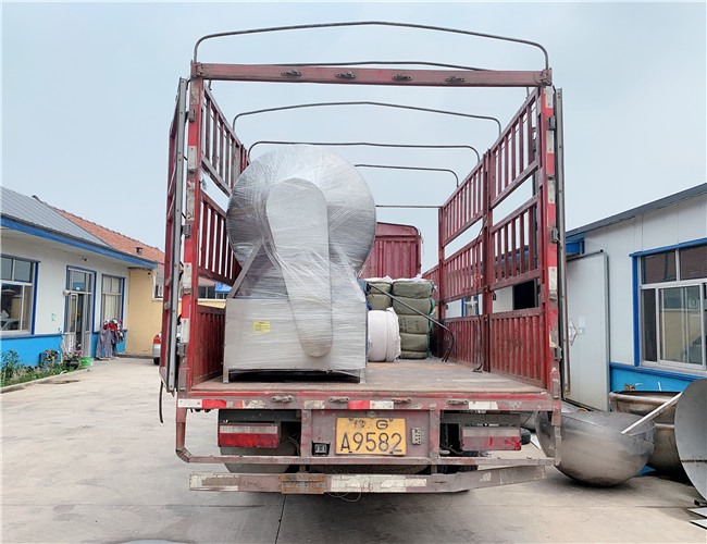 1200L變頻水冷泵真空滾揉機發(fā)往河南