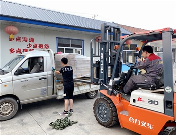 600雙室真空包裝機發(fā)往河南駐馬店